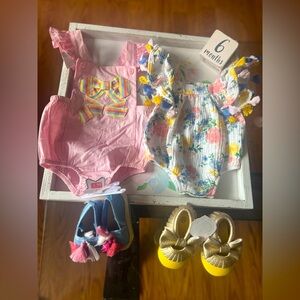 4 pieces mix and match 3-6 month baby girl. Includes 1 Mud Pie branded item